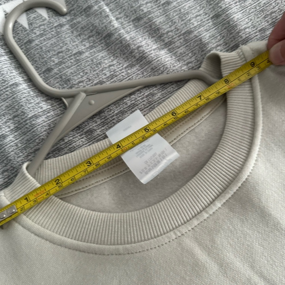 NWT Cream Crewneck Sweatshirt with Embroidered Details - Picture 12 of 14